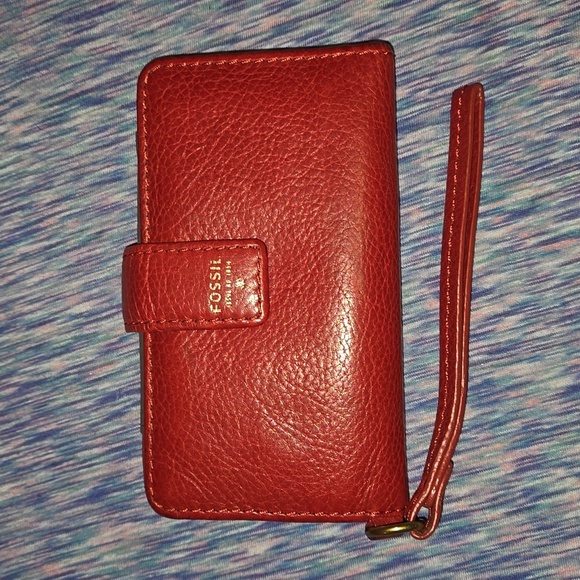 Fossil Women's Issue No. 1954 Vintage Leather Wristlet Red - Picture 1 of 15